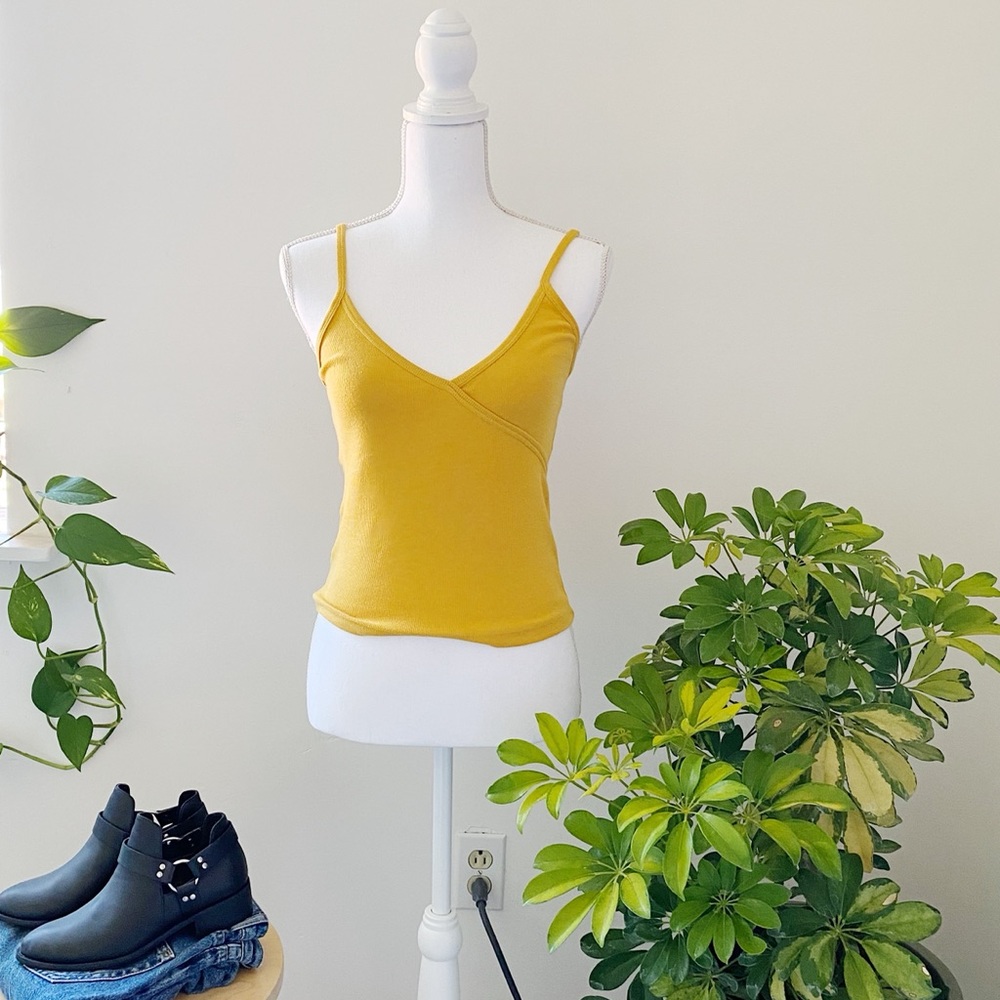 ABOUND • set of 2 • Summer crossed tank top